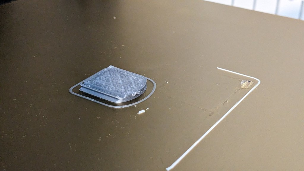 iGaging ORIGIN Digital Electronic Caliper Battery Cover by Eric Anastas