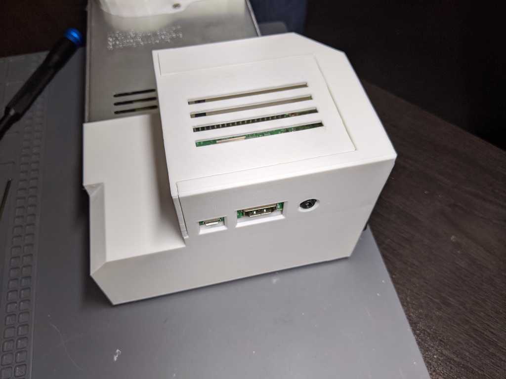 Ender 3 Raspberry Pi 3 and Relay PSU Case for Octoprint by Eric Anastas