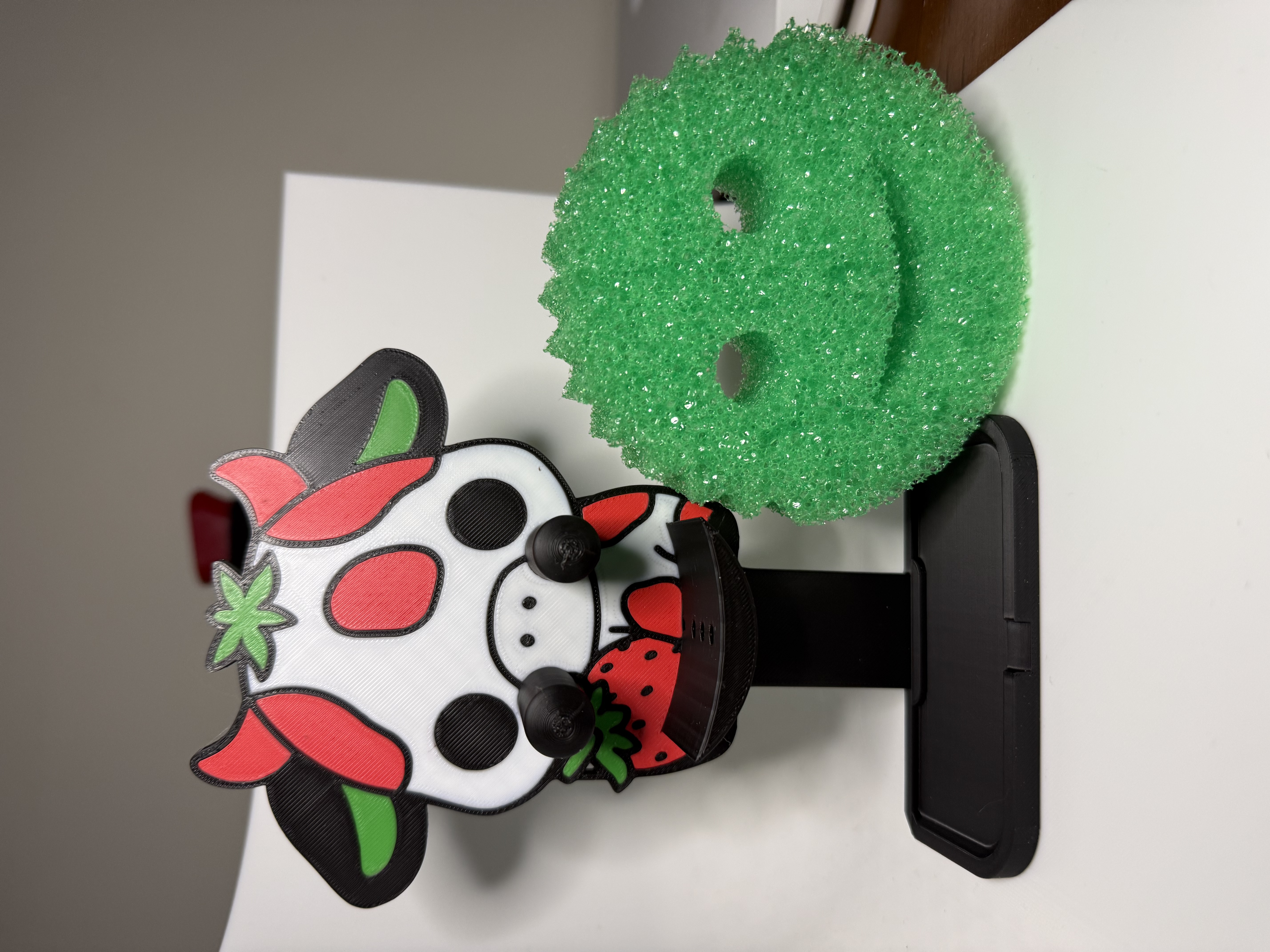 Strawberry Cow Scrub Daddy Holder