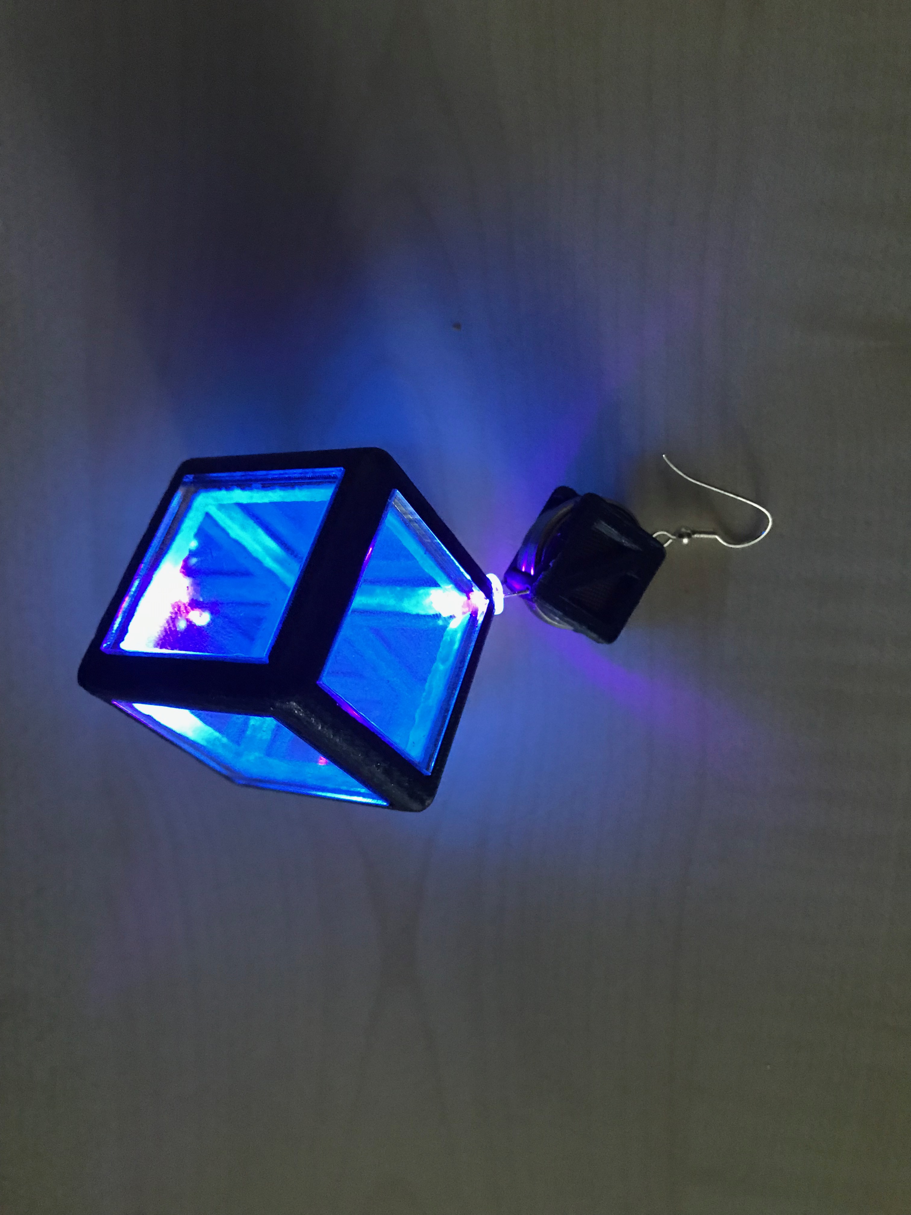Miniatura 4 do modelo 3D Infinity Earrings