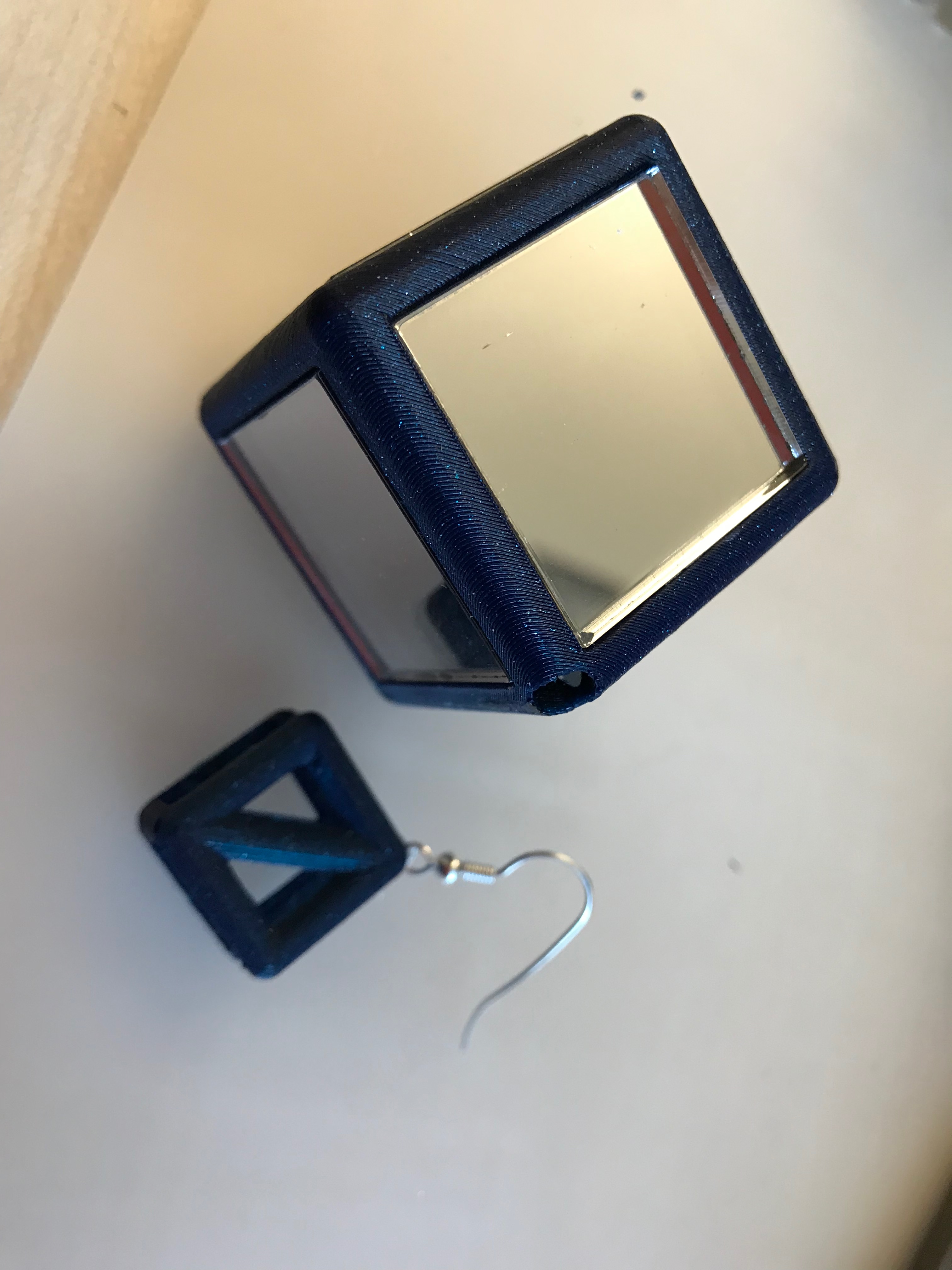 Miniatura 10 do modelo 3D Infinity Earrings
