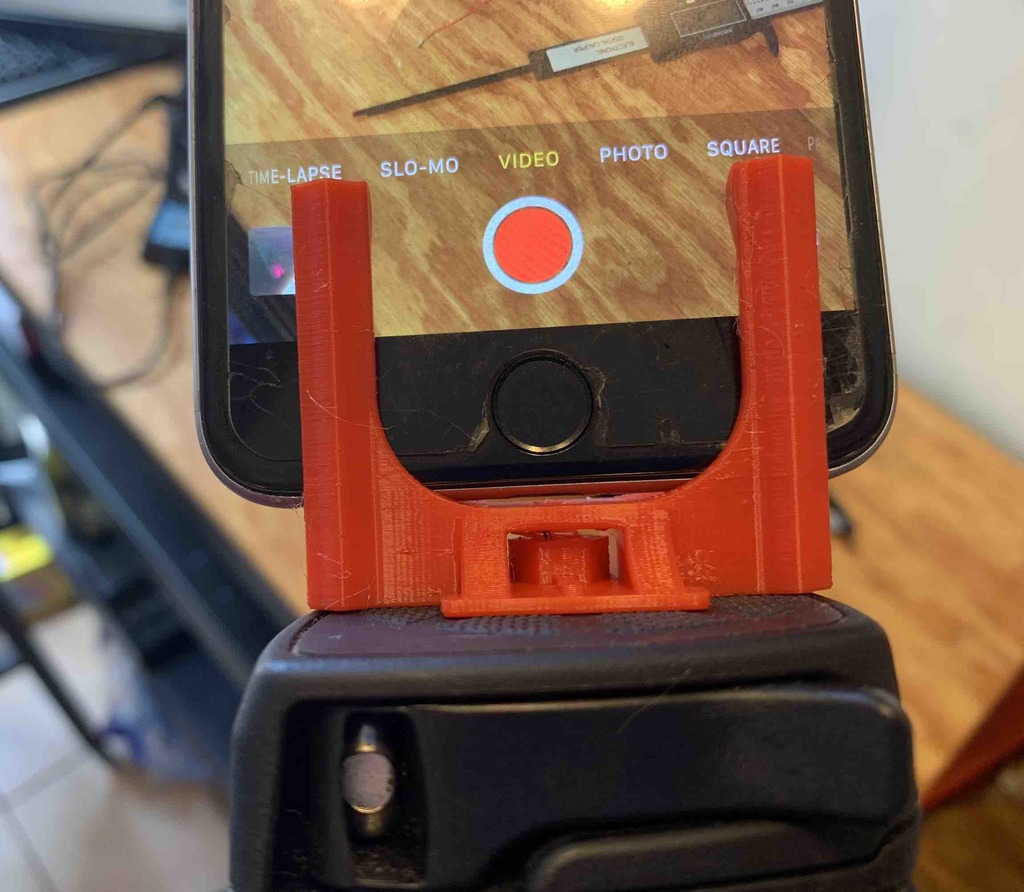 iPhone Tripod Mount Threaded by kyleschieffer Download free STL