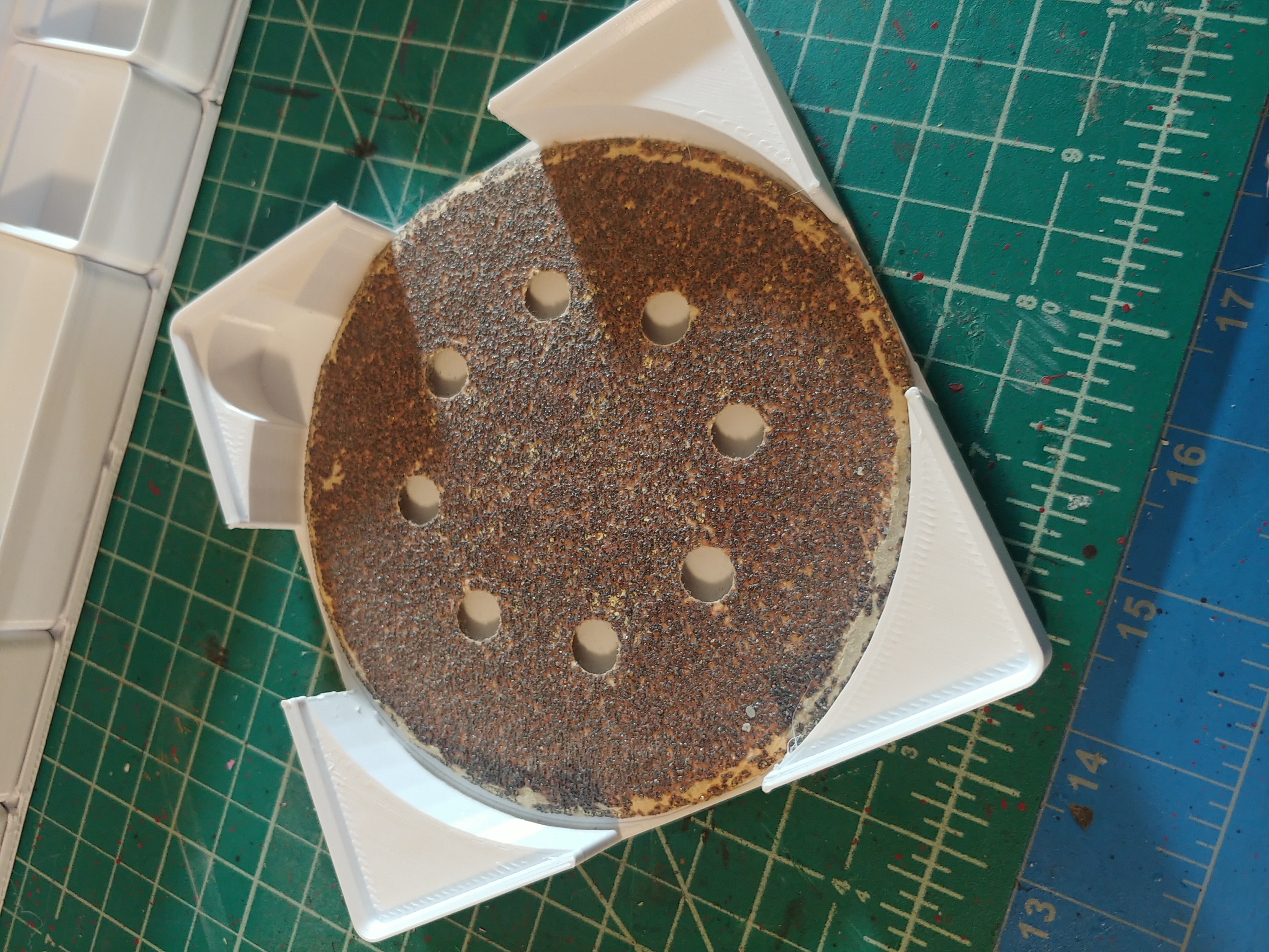 Gridfinity 5 Inch Sanding Disc Holder