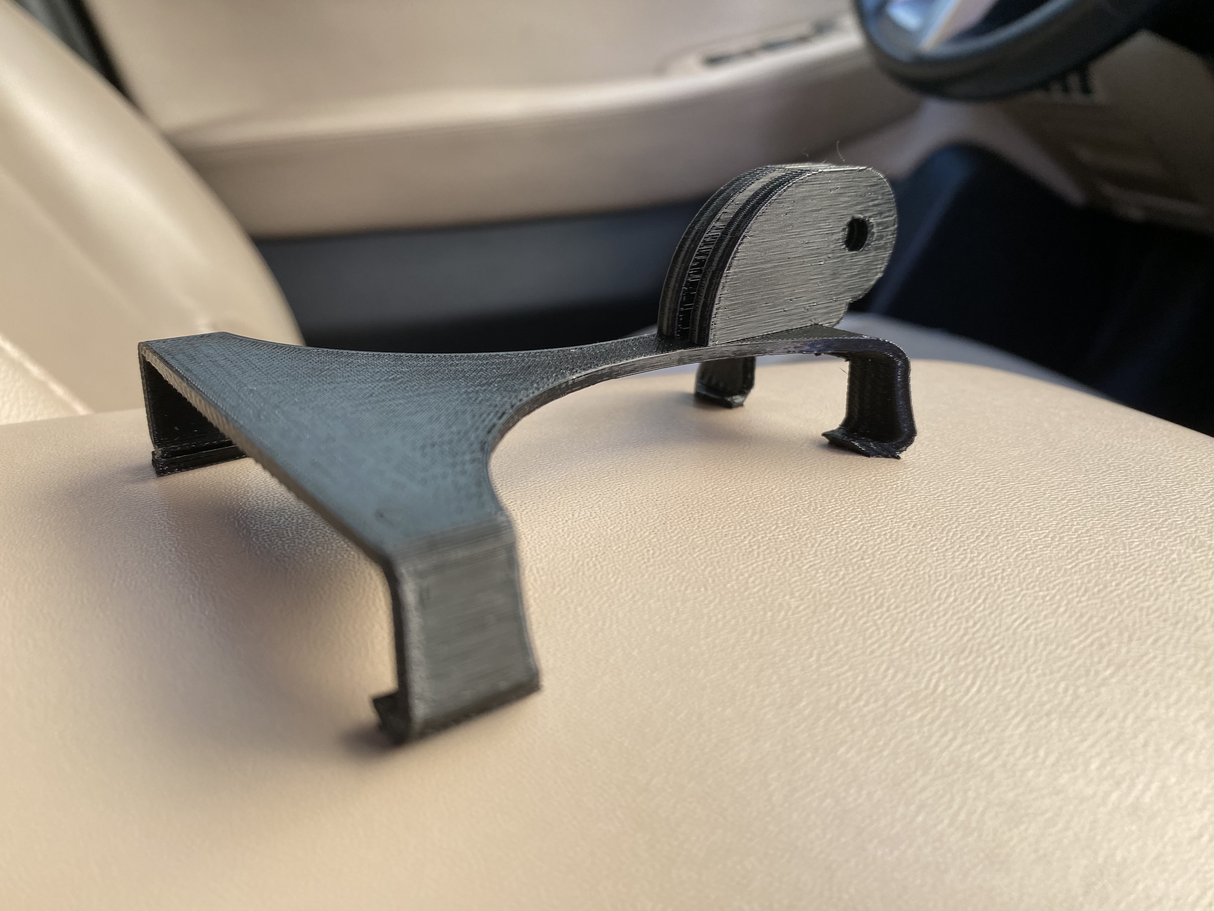 Subaru Outback Phone Mount by EJ Download free STL model