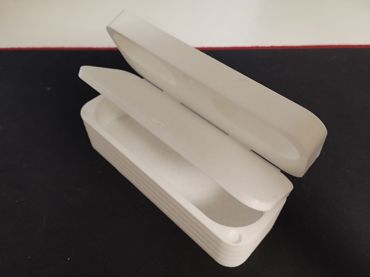 Glass and lenses travel case