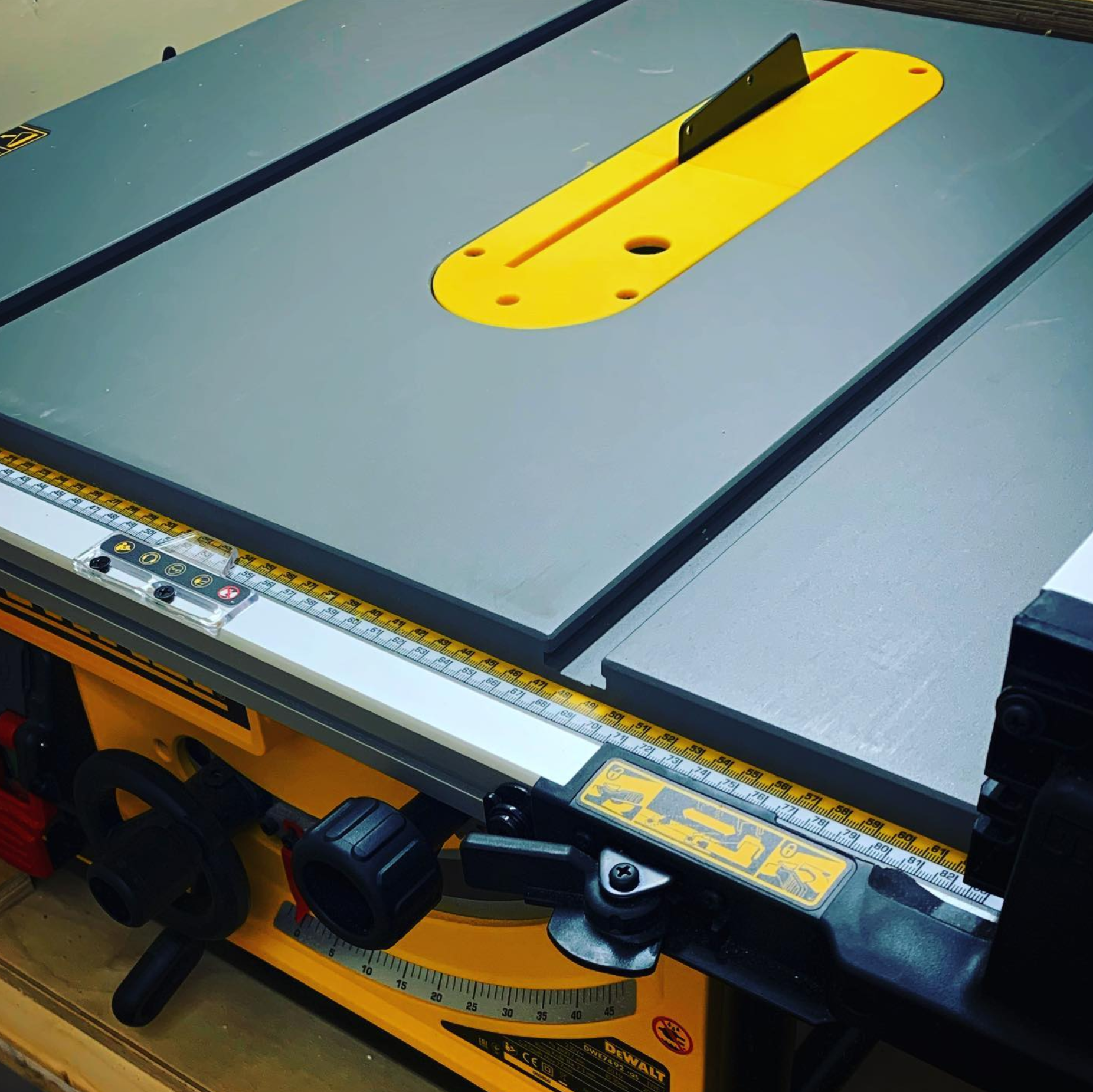 DeWalt DWE7492-QS and DWE7491-RS tablesaw insert