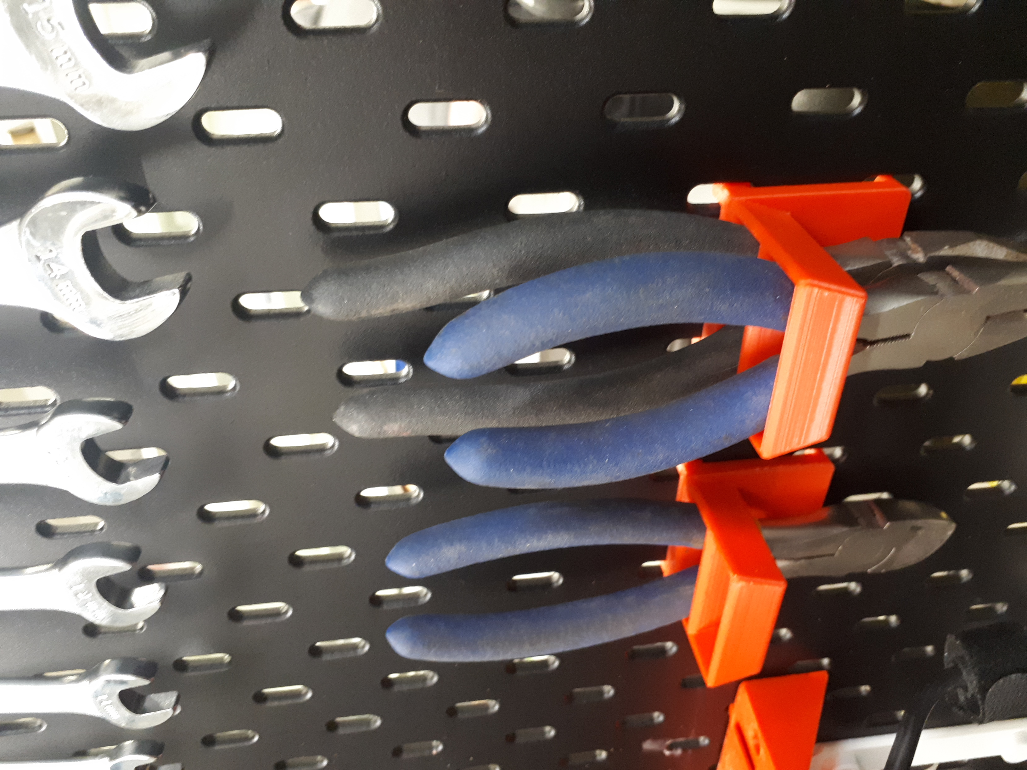 Double Scissors or Pliers Holder for Skadis Walls