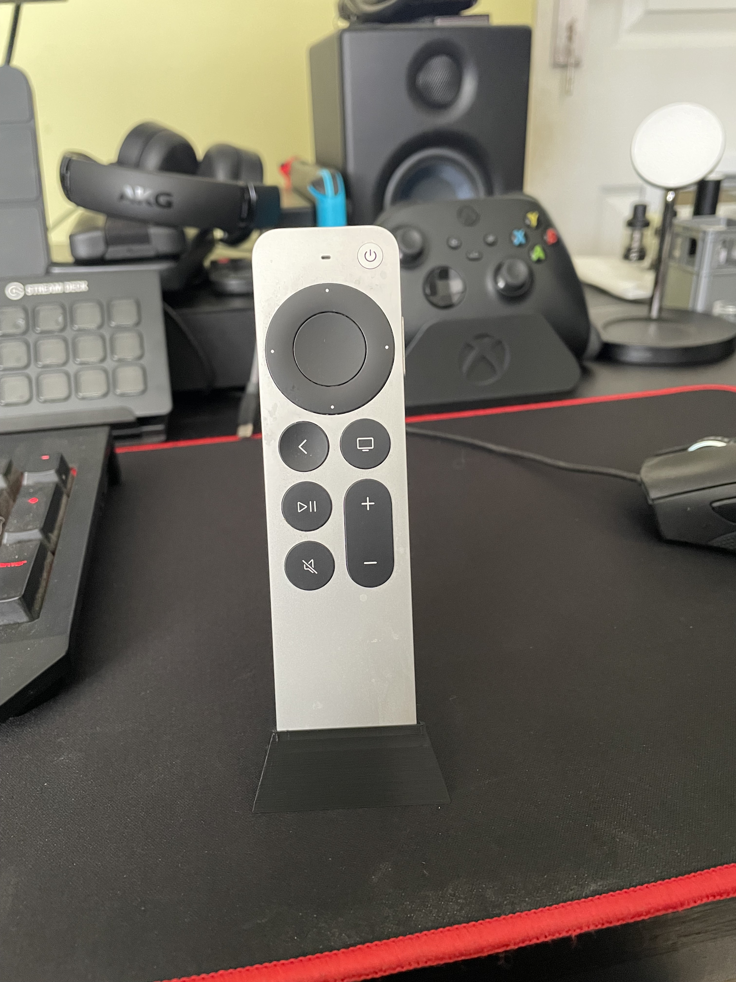 Miniatura 3 do modelo 3D Apple TV Remote Stand