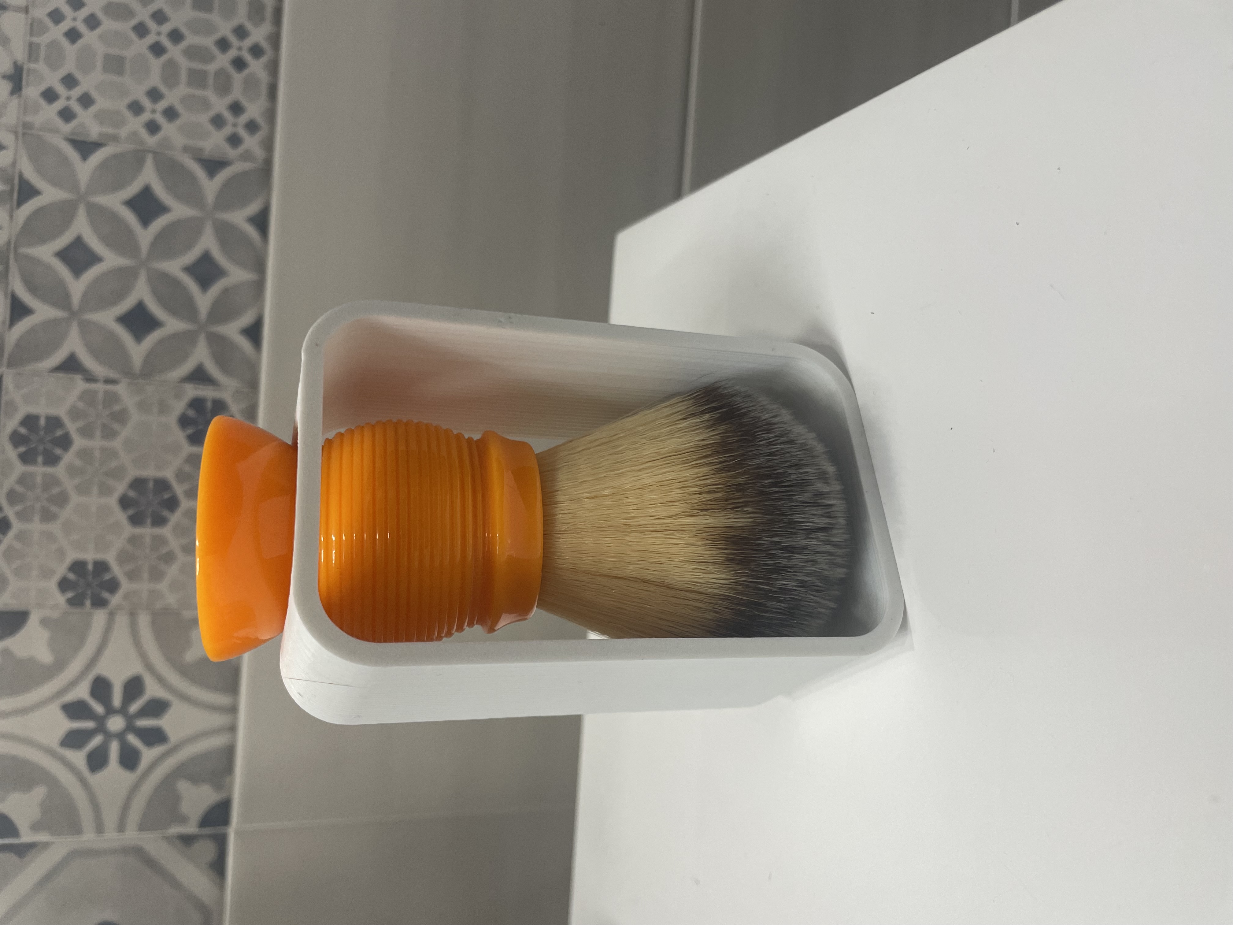 Razorock Brush beehive Stand