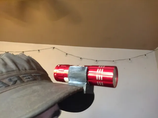 Hat Light Clip