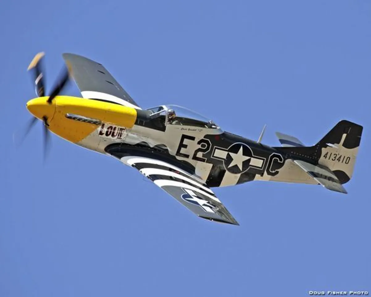 Hot Rod North American P-51D Mustang fighter by nacho3D