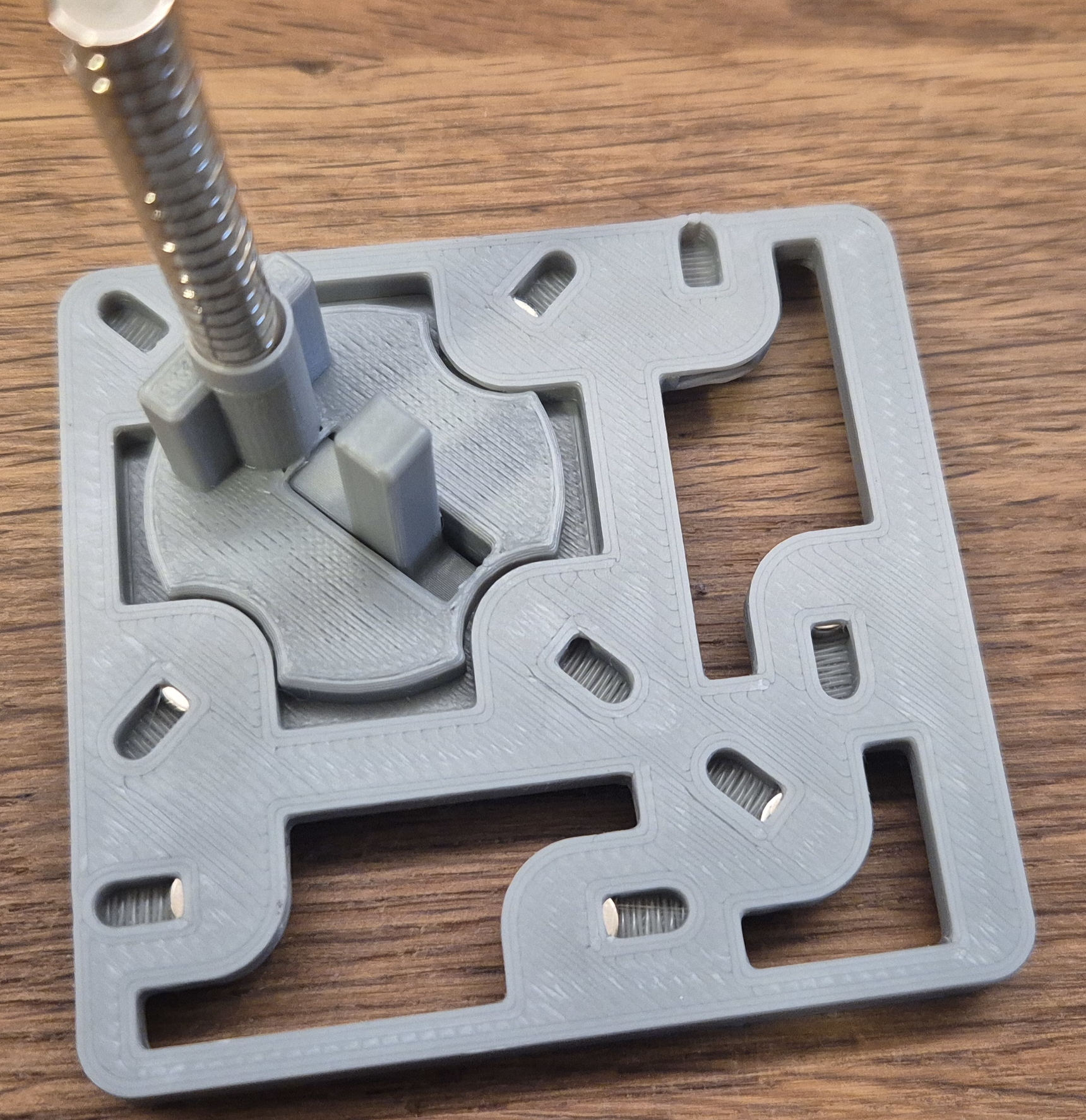 Magnet insertion jig for gridfinity GridFlock (obsolete)