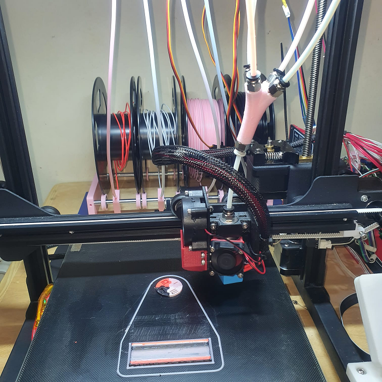 Curved 4 to 1 bowden/ptfe tube joiner/splitter by yoni Download free