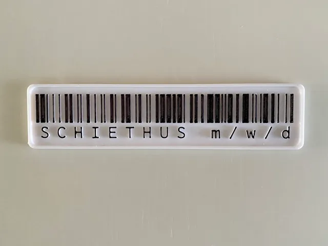 Schild: "Schiethus m/w/d"