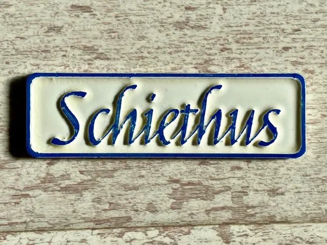Schild: "Schiethus"