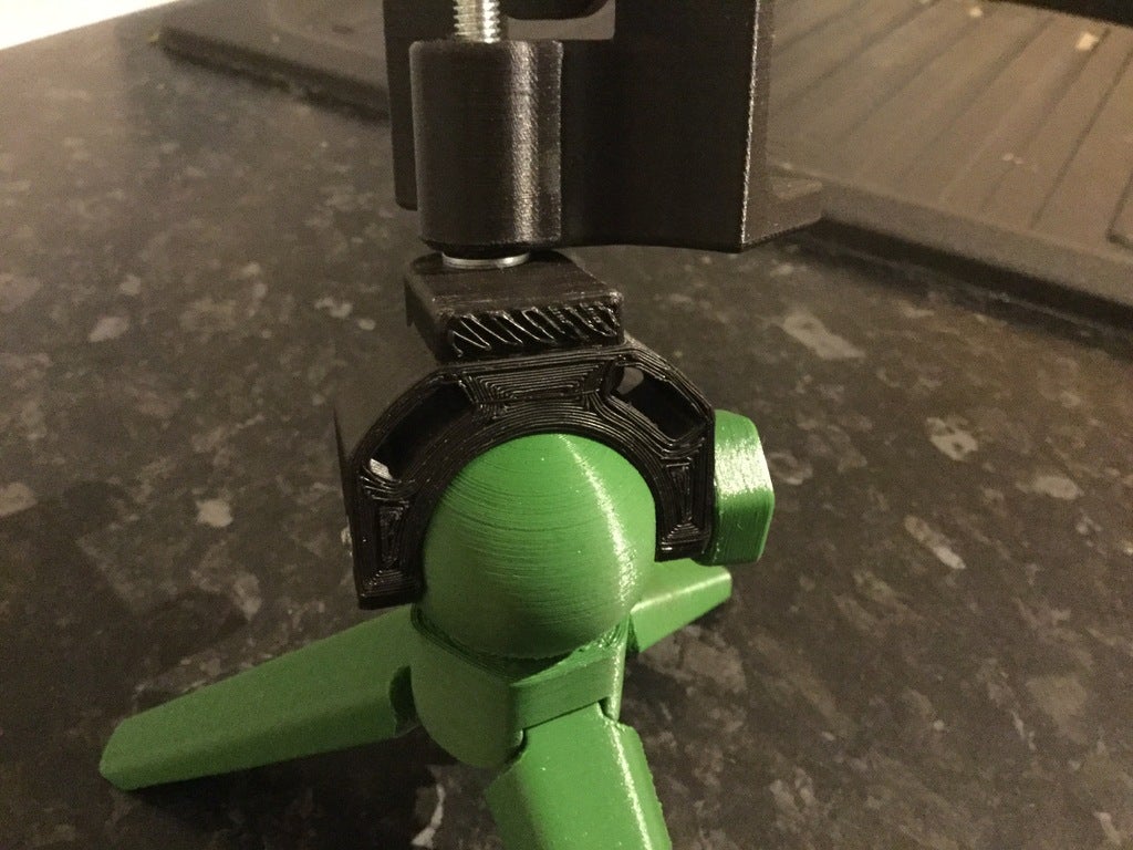 Mini tripod iphone clamp mount