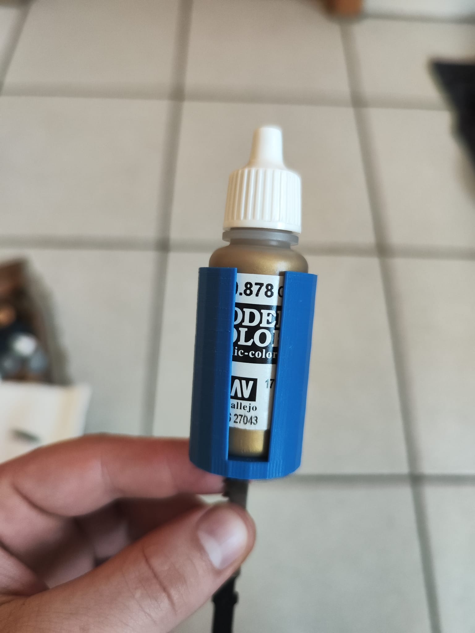 Vallejo Model paint shaker