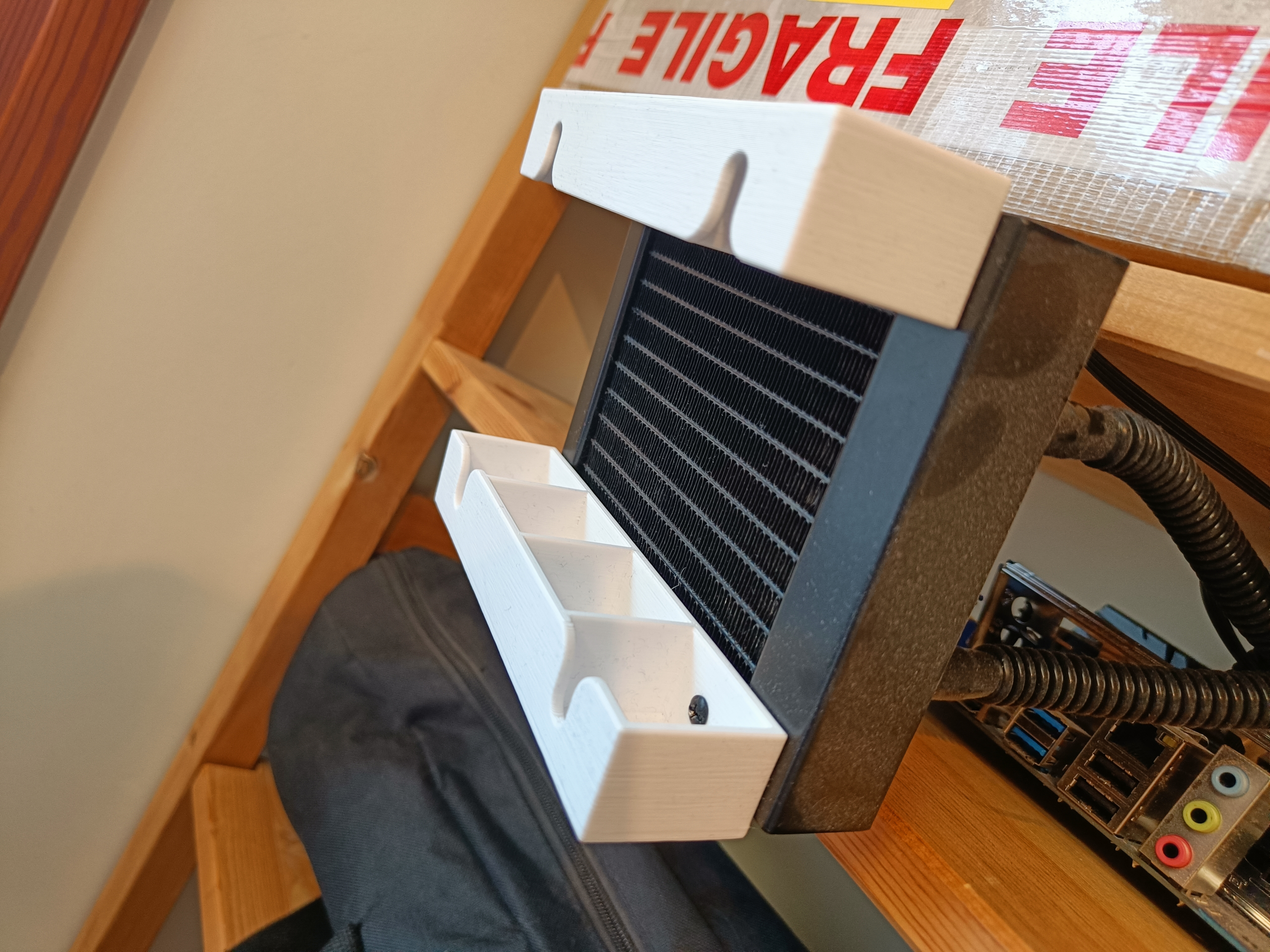 Watercooling Mount for 1 fan radiator