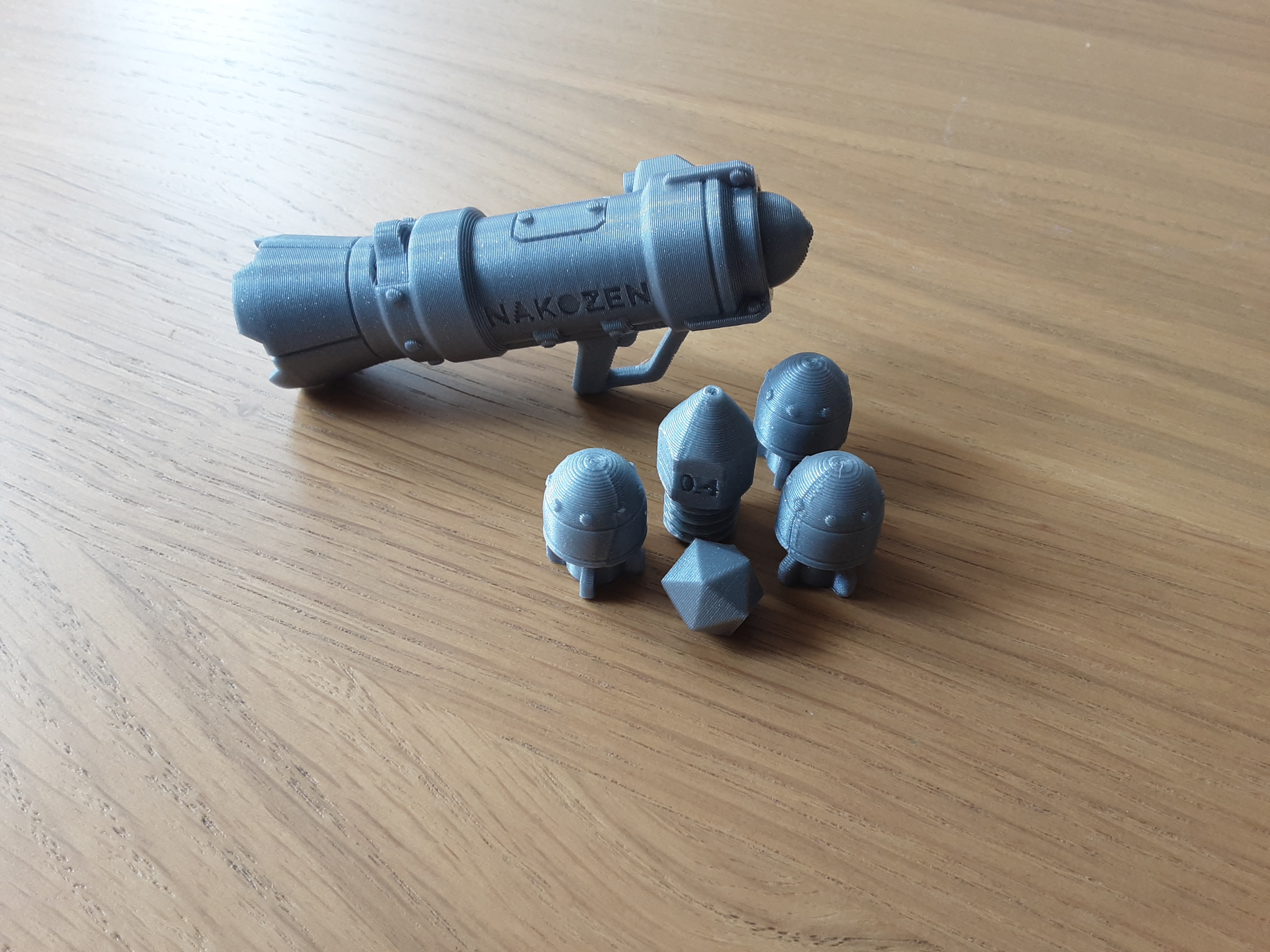 Projectiles for Nakozen rocket launcher