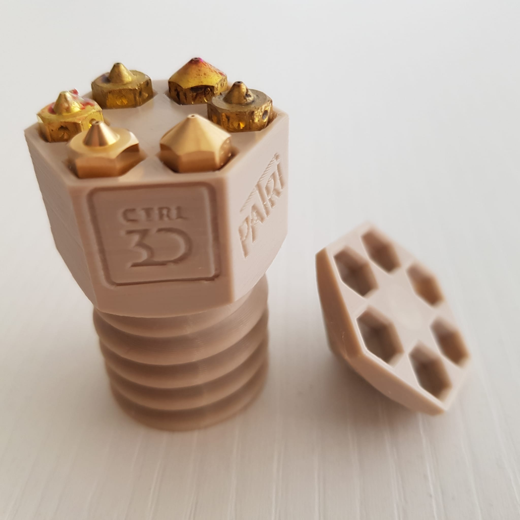 Mod caja Cali Nozzle Ctrl3D 3D model thumbnail