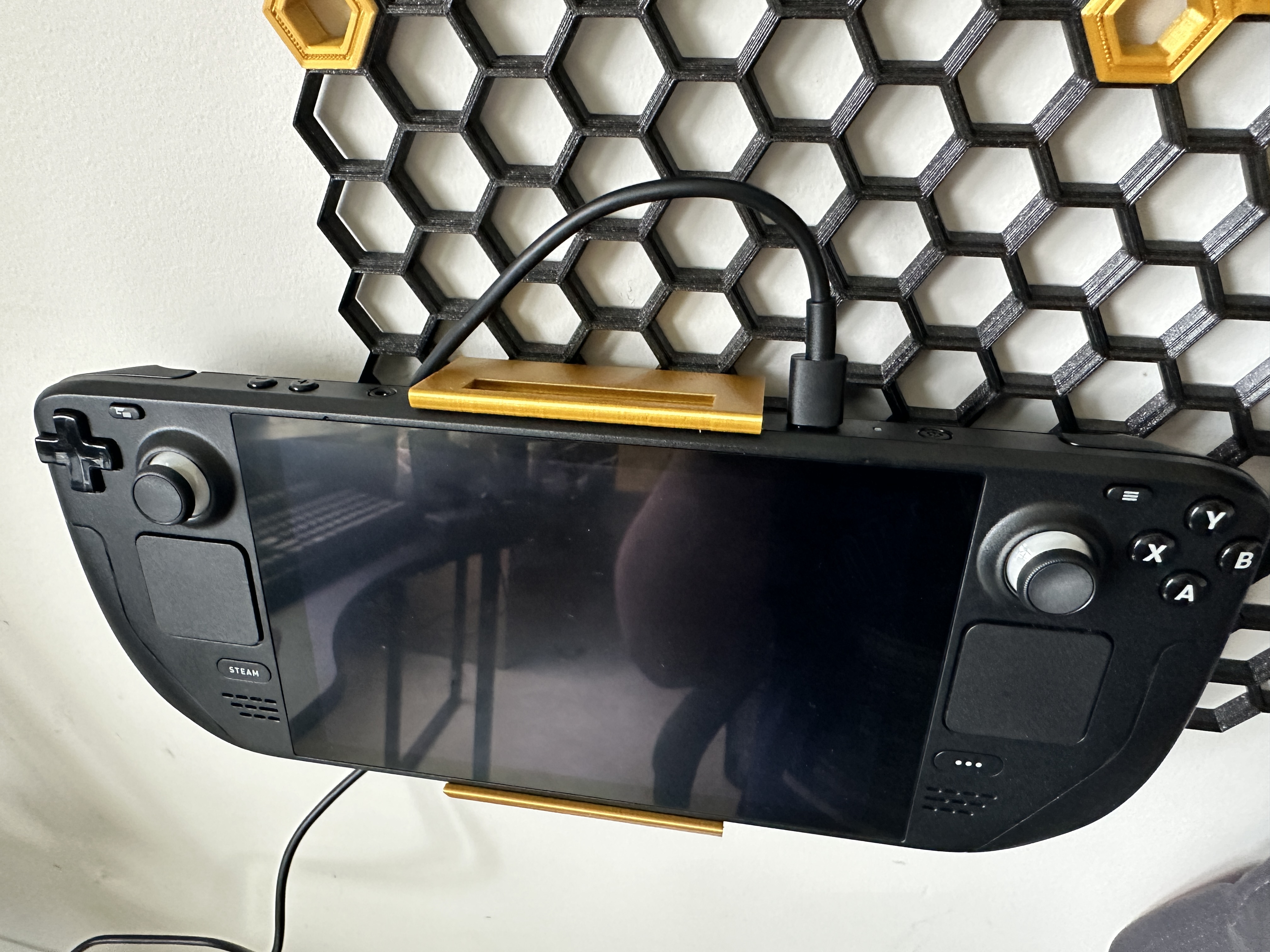 Honeycomb Storage Wall Steam Deck Mount Remix