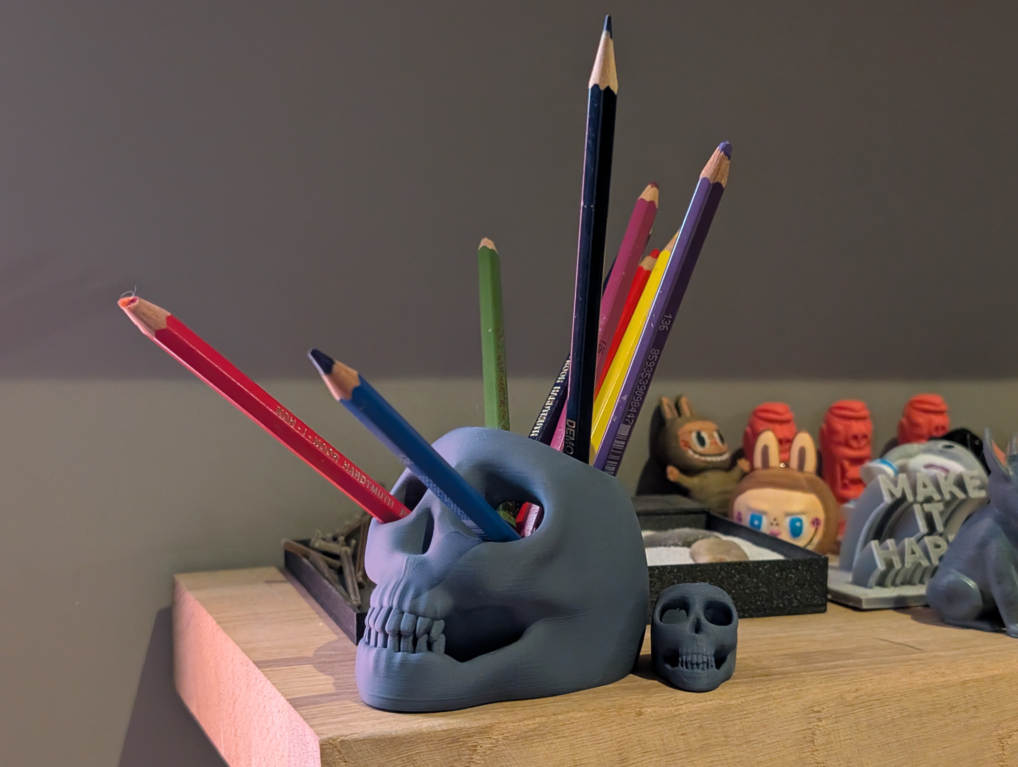 Skull Pen Holder — miniatura 3
