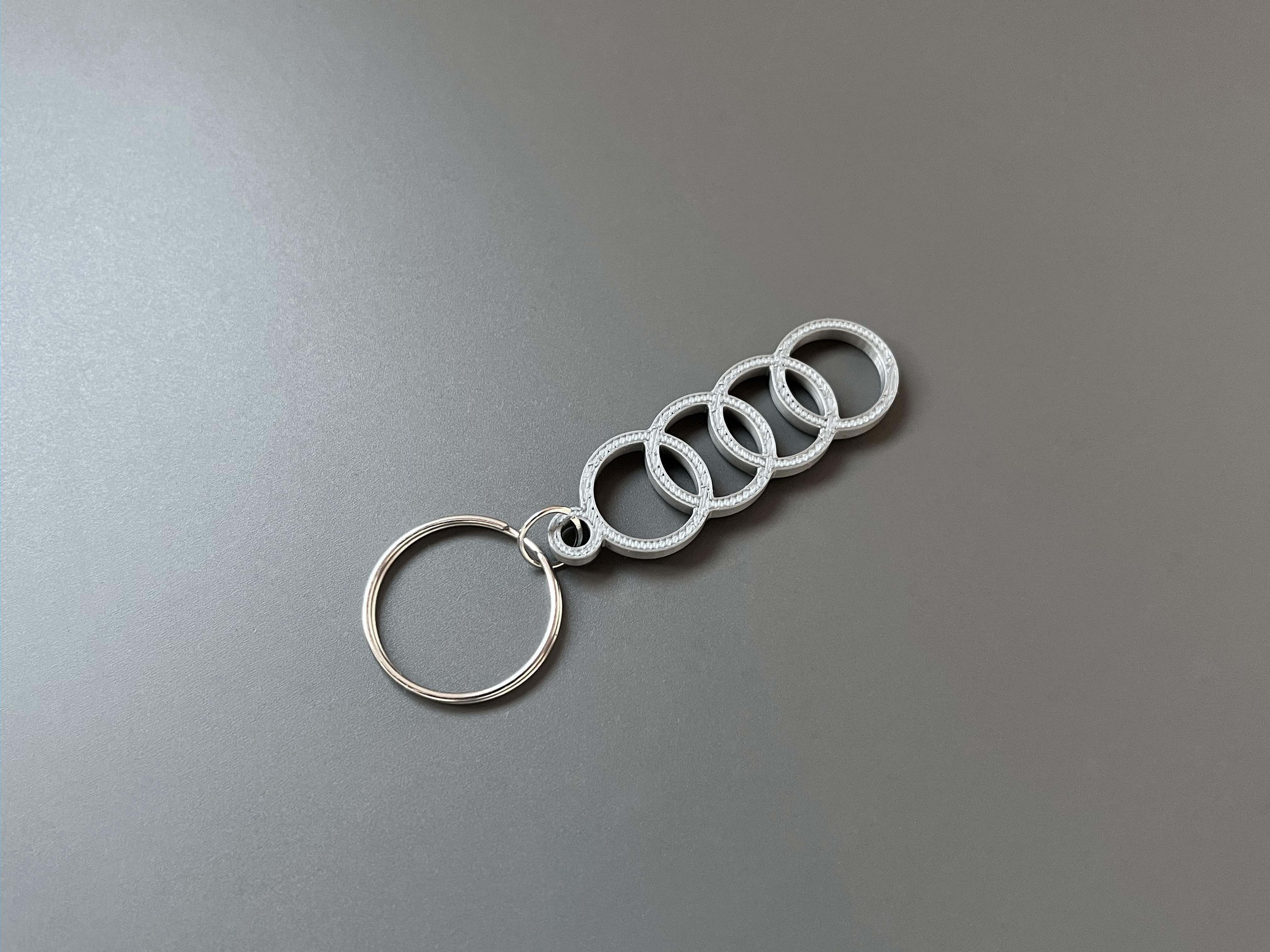 Miniatura 2 do modelo 3D Audi Keychain