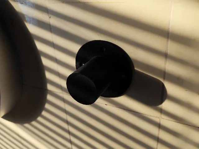 wall mount for toilet roll