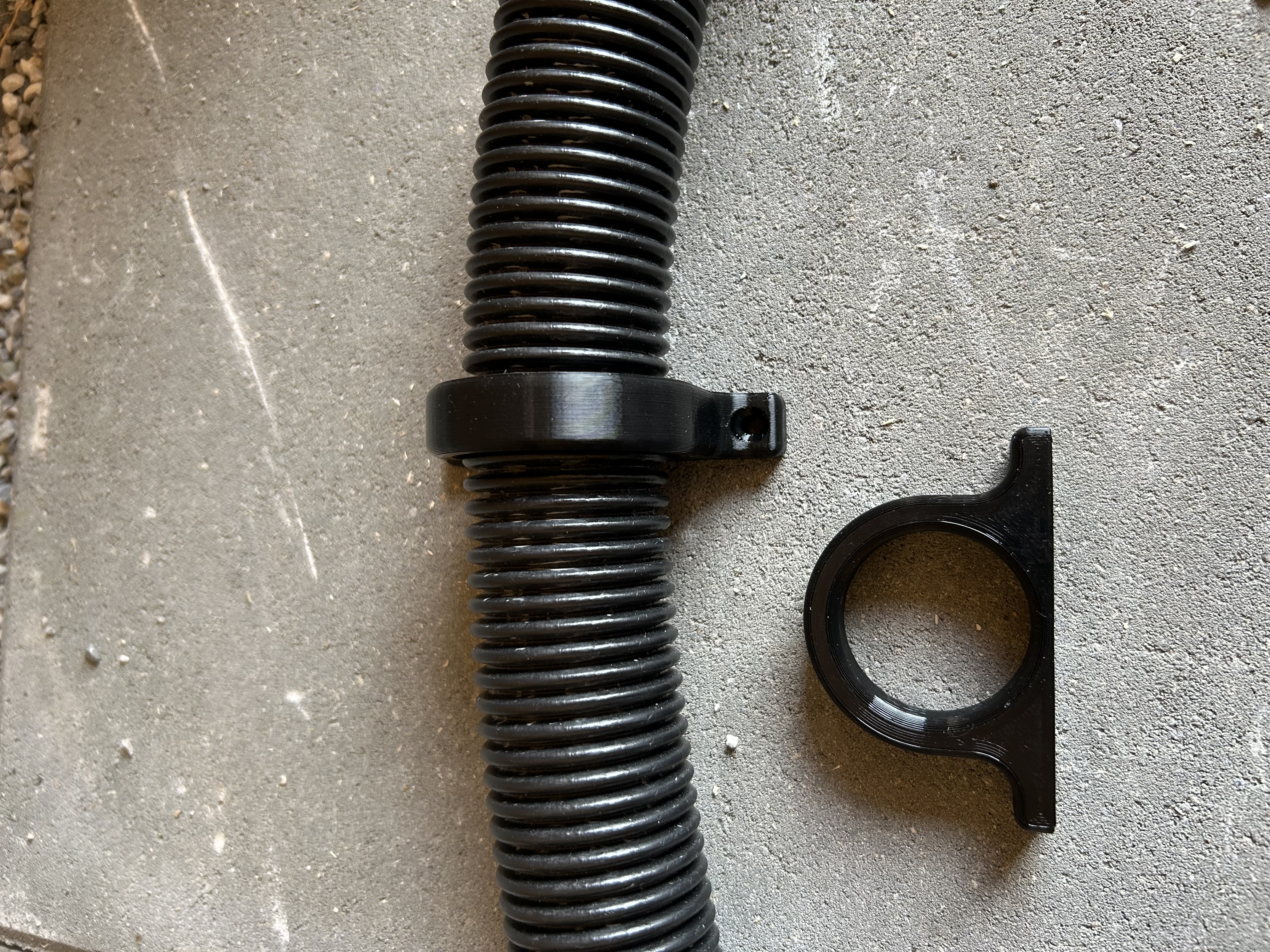 Pool Schlauchschelle 32mm / 38mm zur Wandmontage