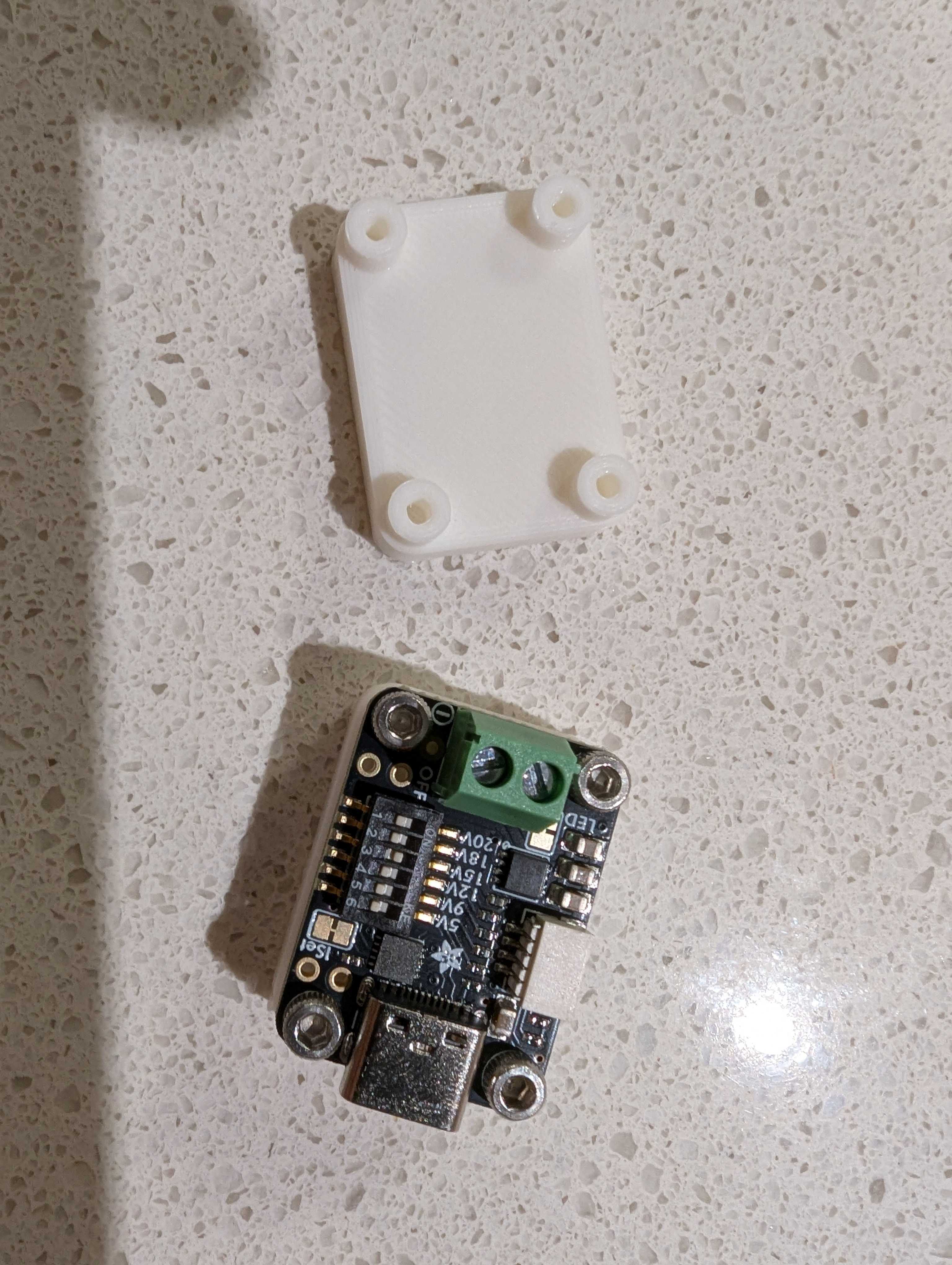 HUSB238 Switchable mount