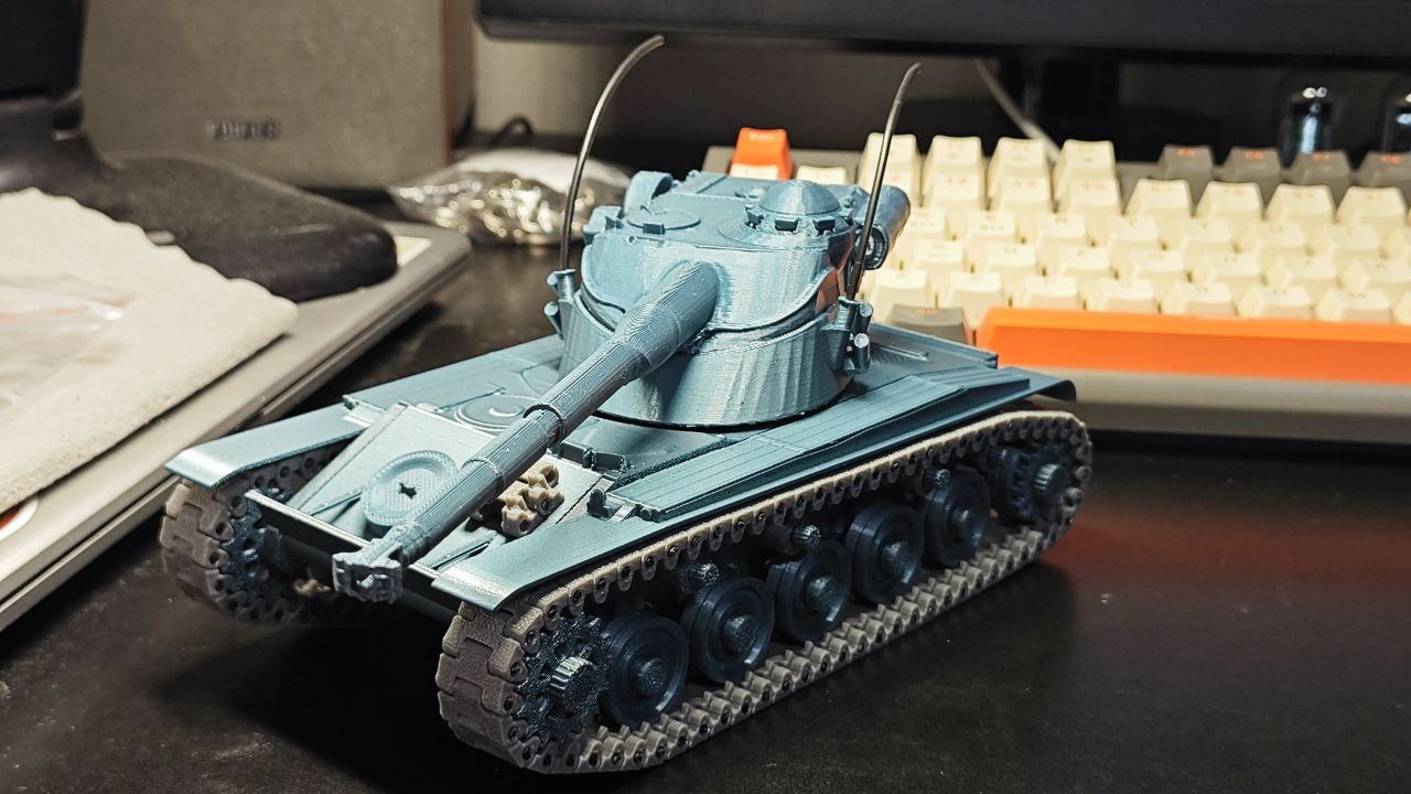 Light French tank - AMX 1390