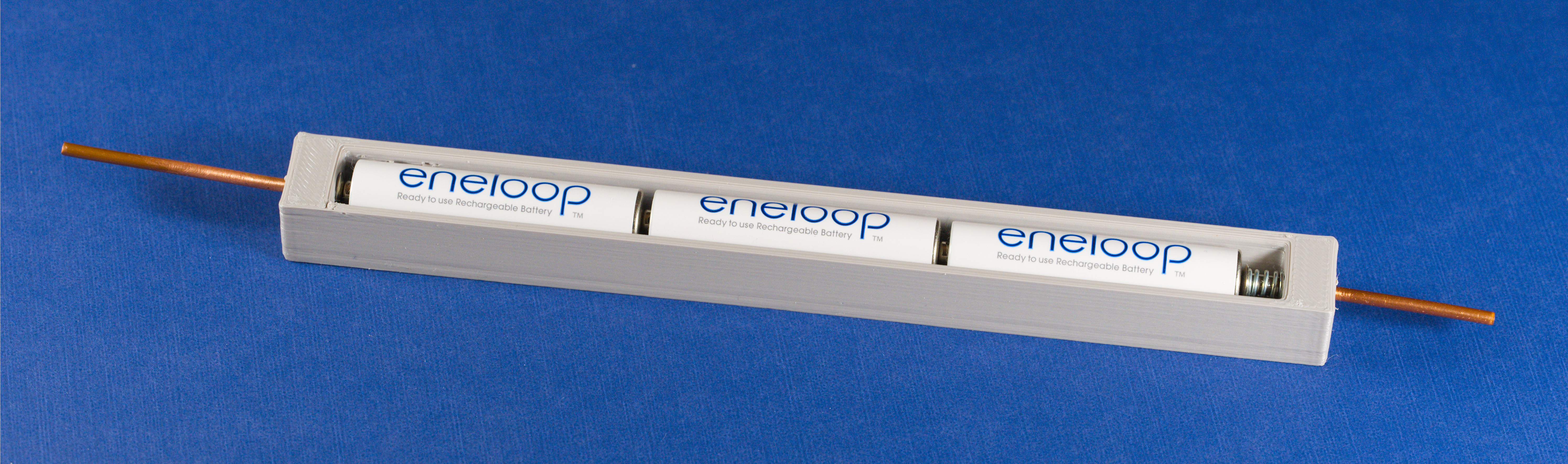 3X AAA Battery Holder for Charging