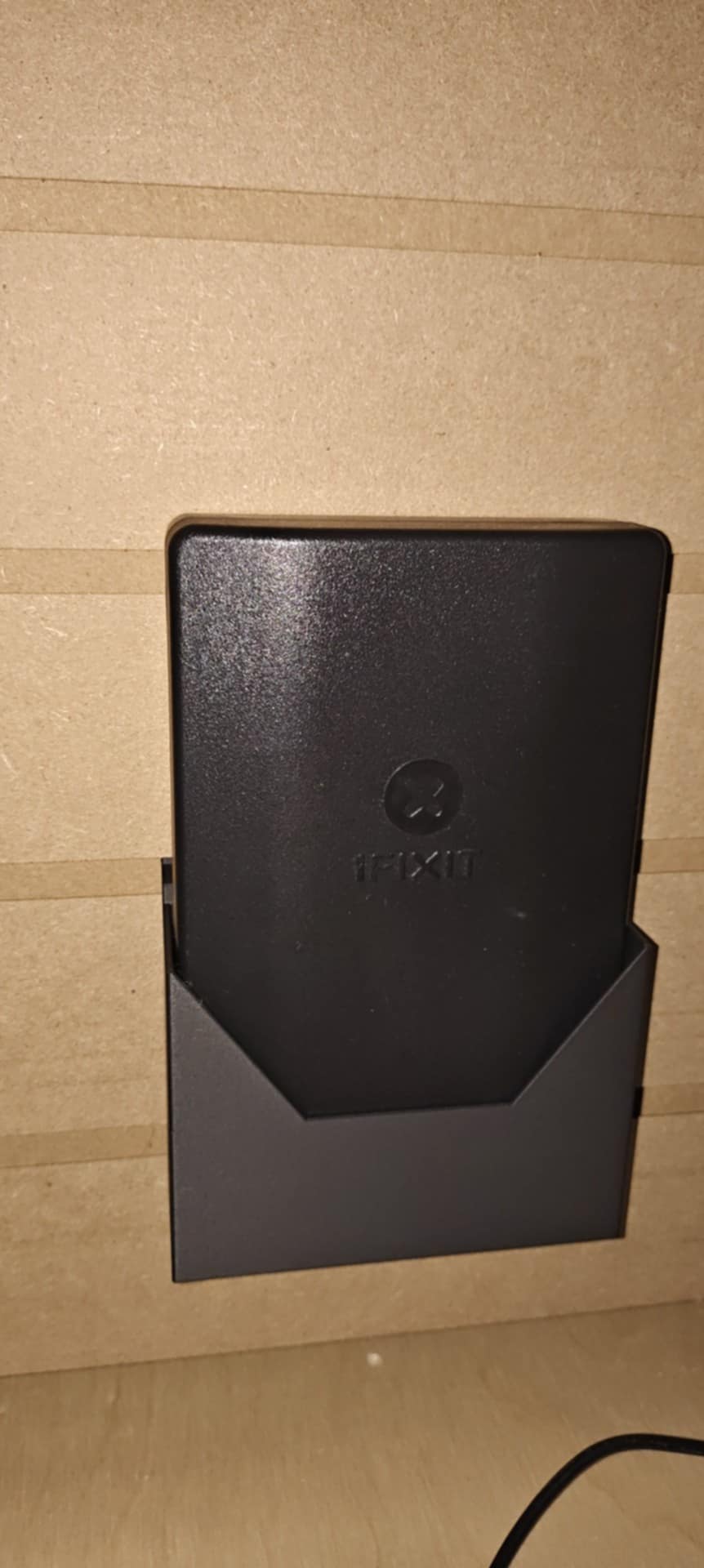 Slatwall mount for ifixit set