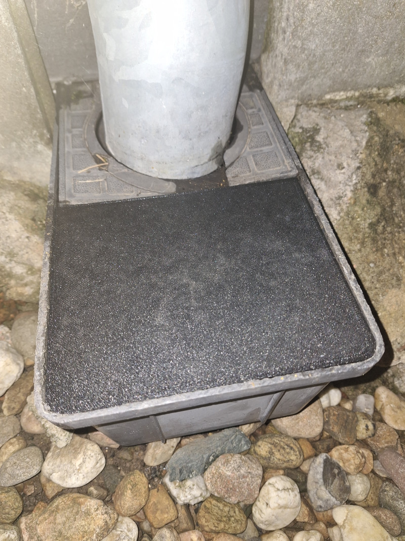 Rainwater debris box lid / víko na gajgr