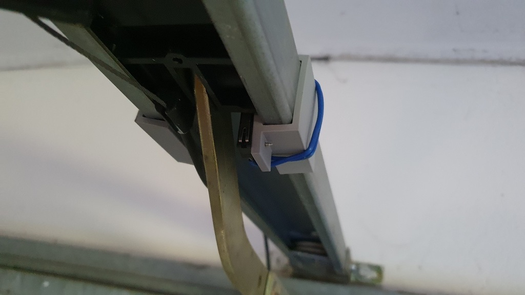 Micro switch holder for Normstahl Garagen door Rail