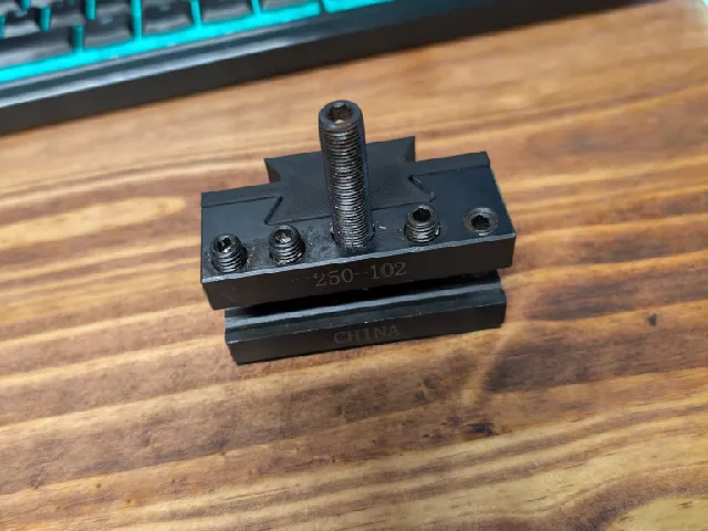 AXA 250-102 quick change tool holder wall mount