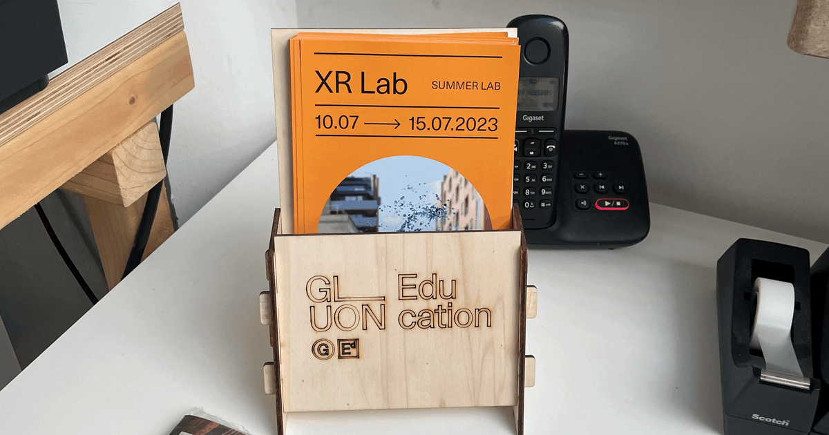 Flyer stand von Isidore | Kostenloses STL-Modell herunterladen ...