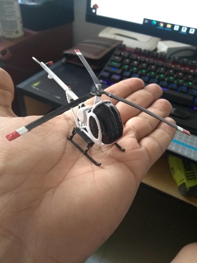 hughes 300 scale 1/72