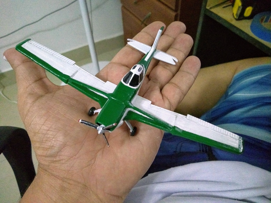 cessna 188 d  scale 1/72