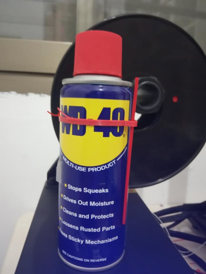 Wd40 200ml can straw holder. by AsafKatan Download free STL model