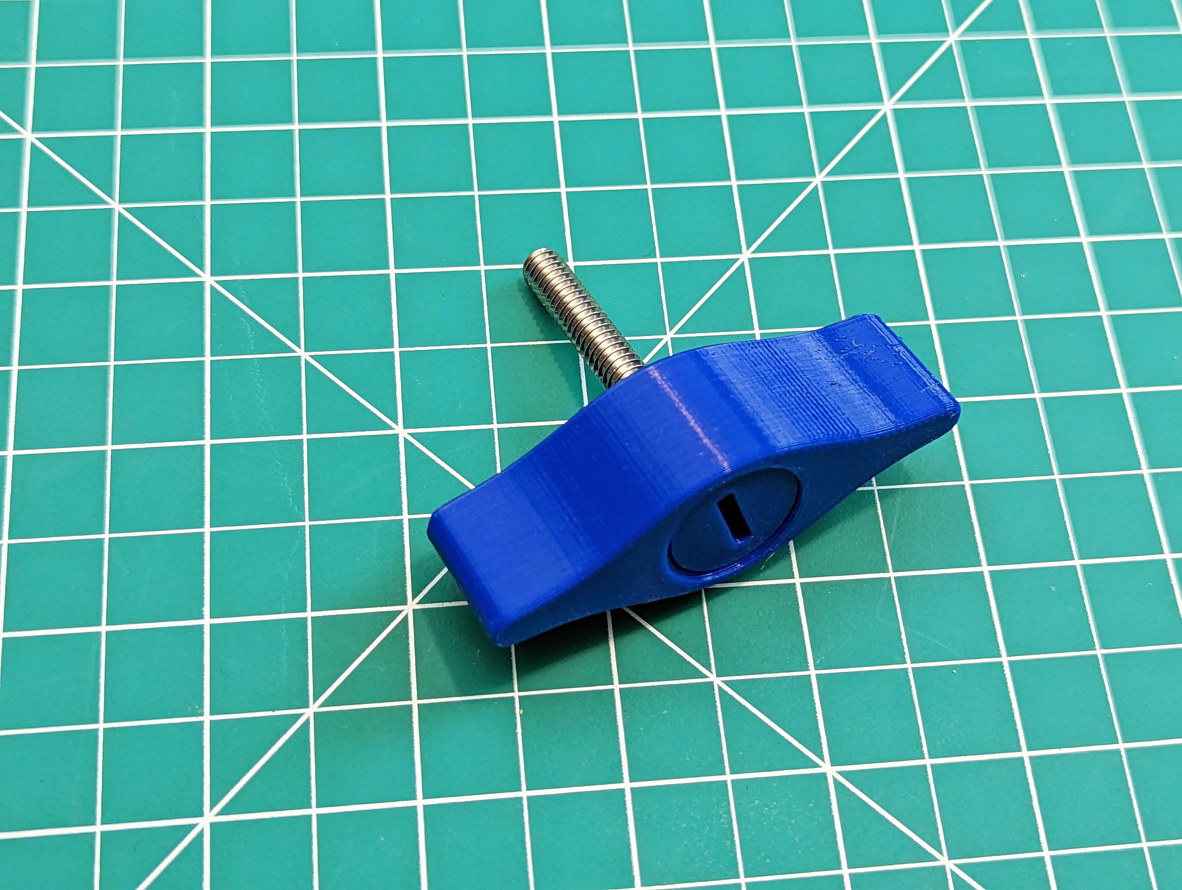 Handle For 1 4 Carriage Bolt By A Str8 Download Free STL Model handle-for-1-4-carriage-bolt-by-a-str8-download-free-stl-model