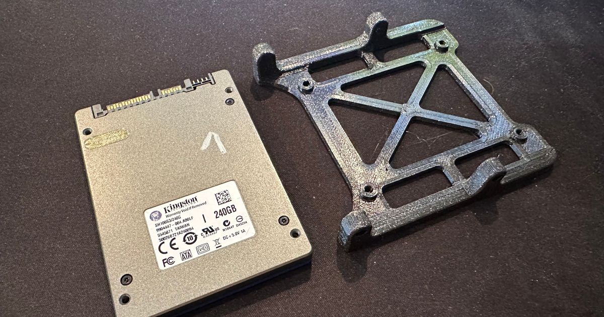 2.5" to 3.5" HDD adapter by pixelwave Download free STL model