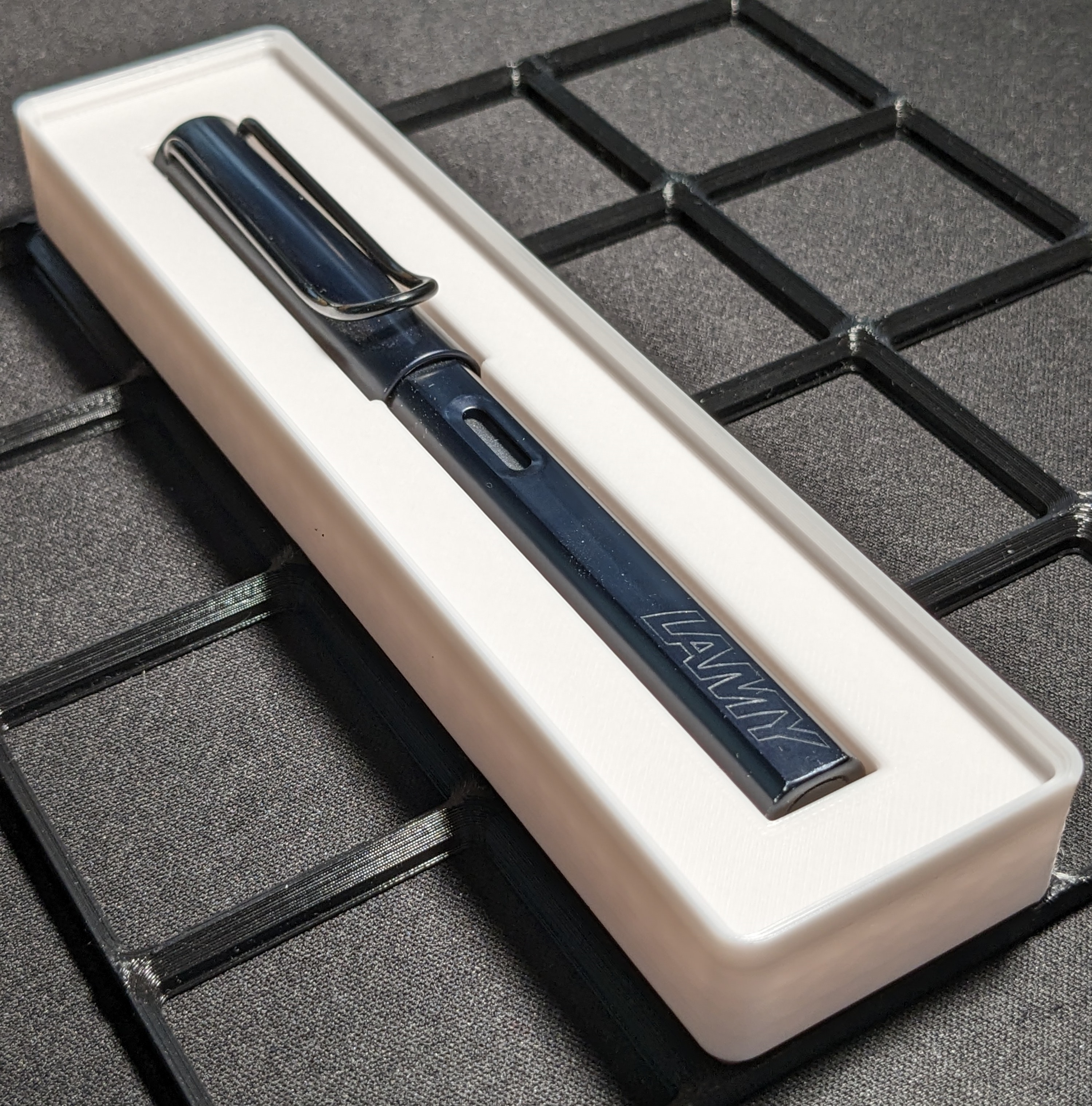 Gridfinity Lamy Safari Horizontal Fountain Pen Holder 1x4 3U