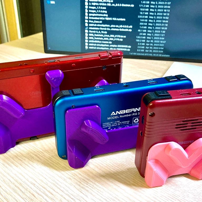 RG280V, RG351MP, Nintendo New 3DS XL Grip by three-spot | Download