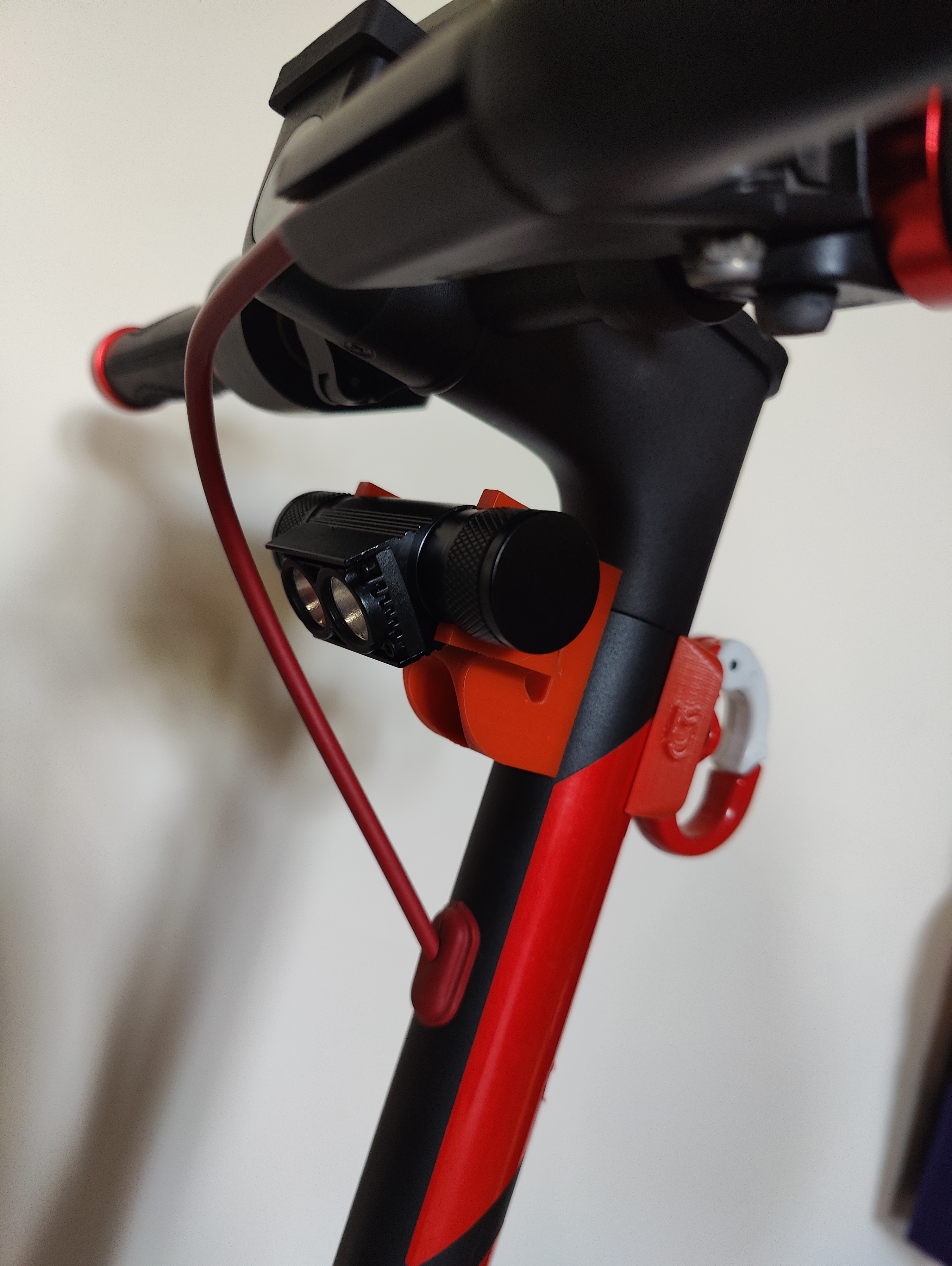 Xiaomi m365 flashlight mount for H25L