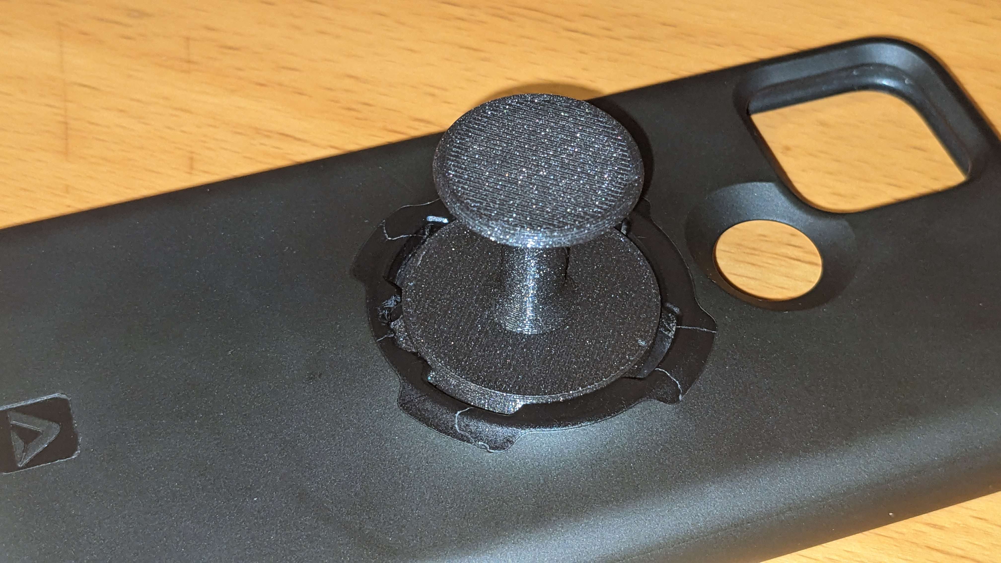 Miniatura 2 do modelo 3D QuadLock Finger Phone holder