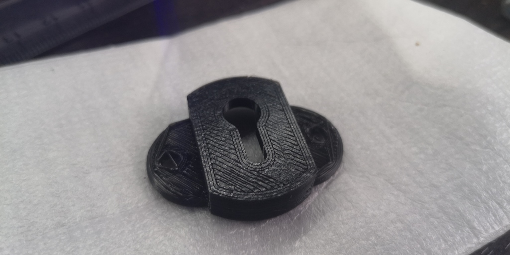 frame fixing / fixation cadre — thumbnail 2