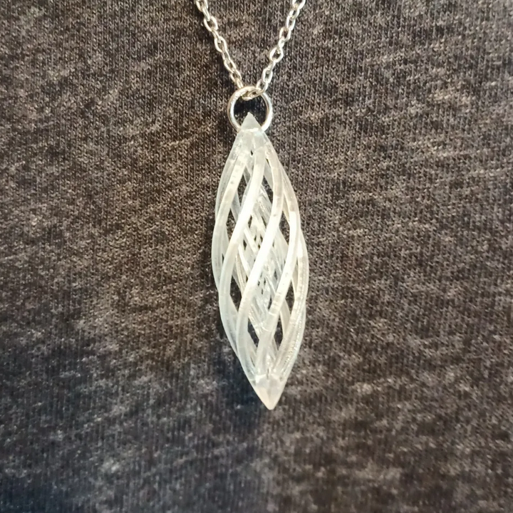 Twisted Necklace