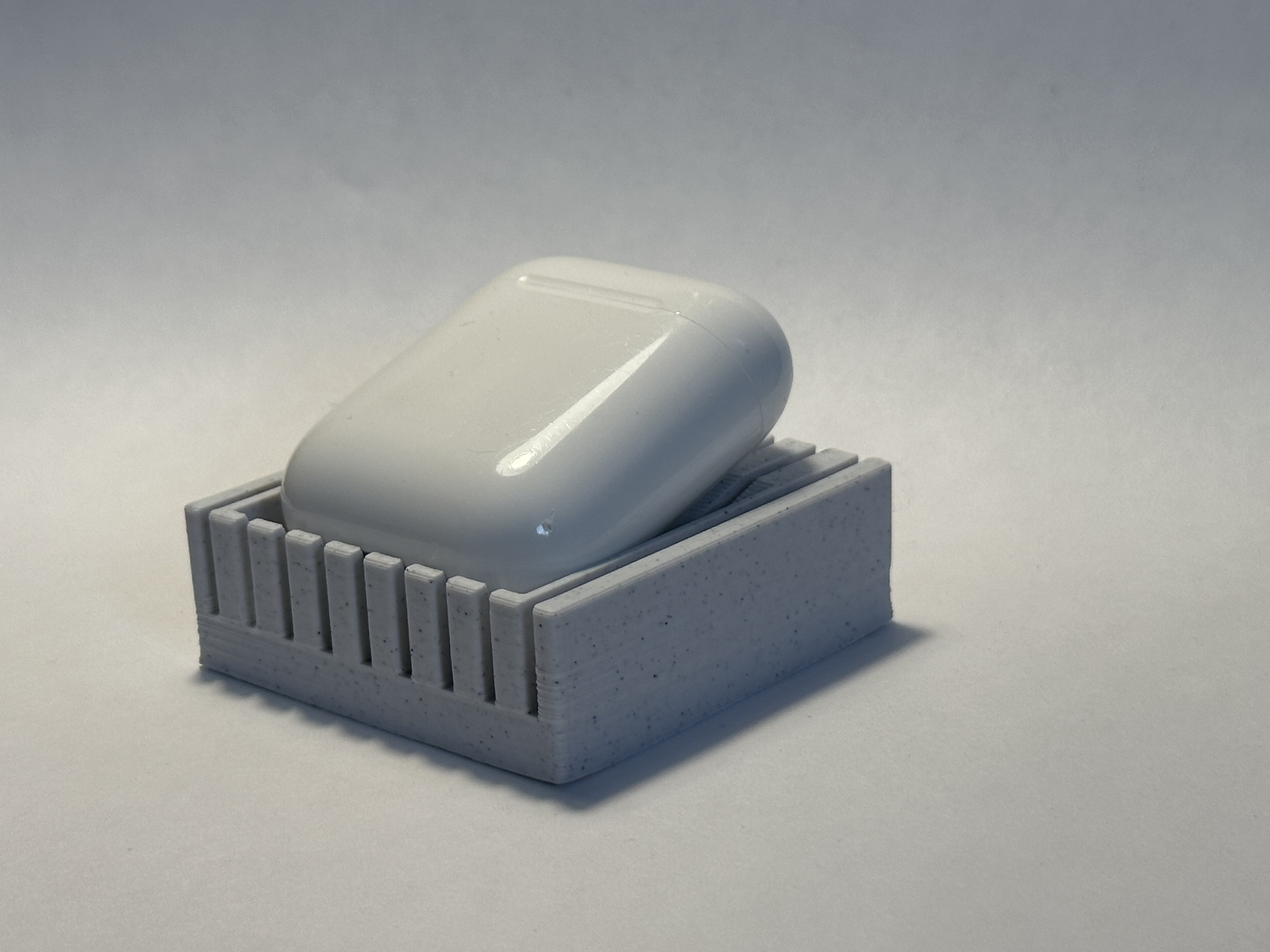 Bauhaus Airpods holder