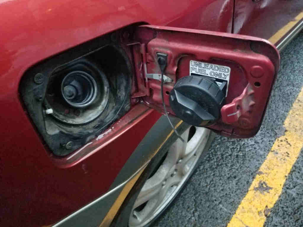 Subaru Fuel Cap Holder by Fredrick Freightner Download free STL model